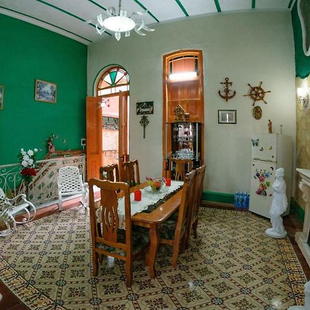 Casa Colonial Carmen Bed & Breakfast ฮาวานา ภายนอก รูปภาพ