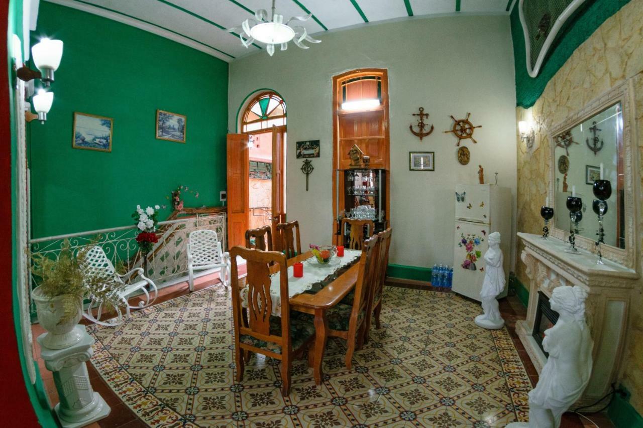 Casa Colonial Carmen Bed & Breakfast ฮาวานา ภายนอก รูปภาพ